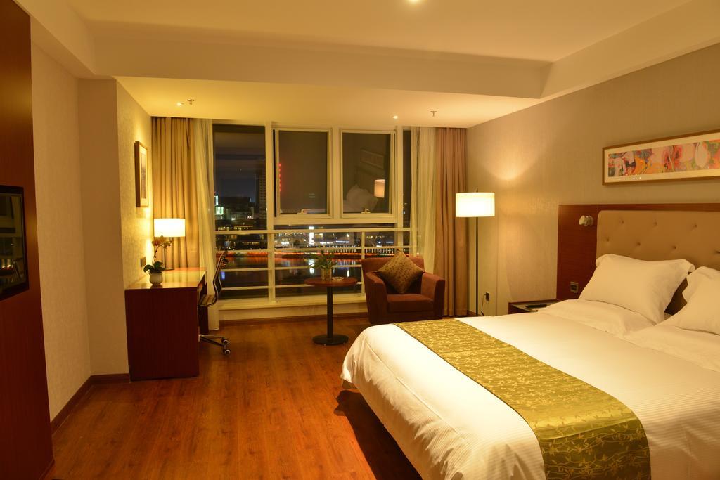 Yitel Ningbo Old Bund Hotel Værelse billede